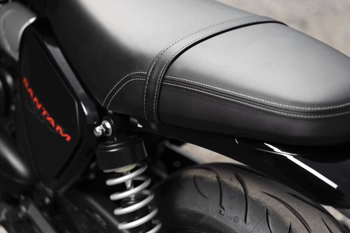 BSA Bantam 350: le foto della nuova roadster classic 