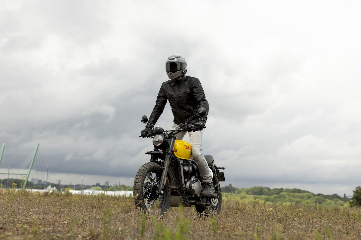 BSA Scrambler 650: le foto della prova