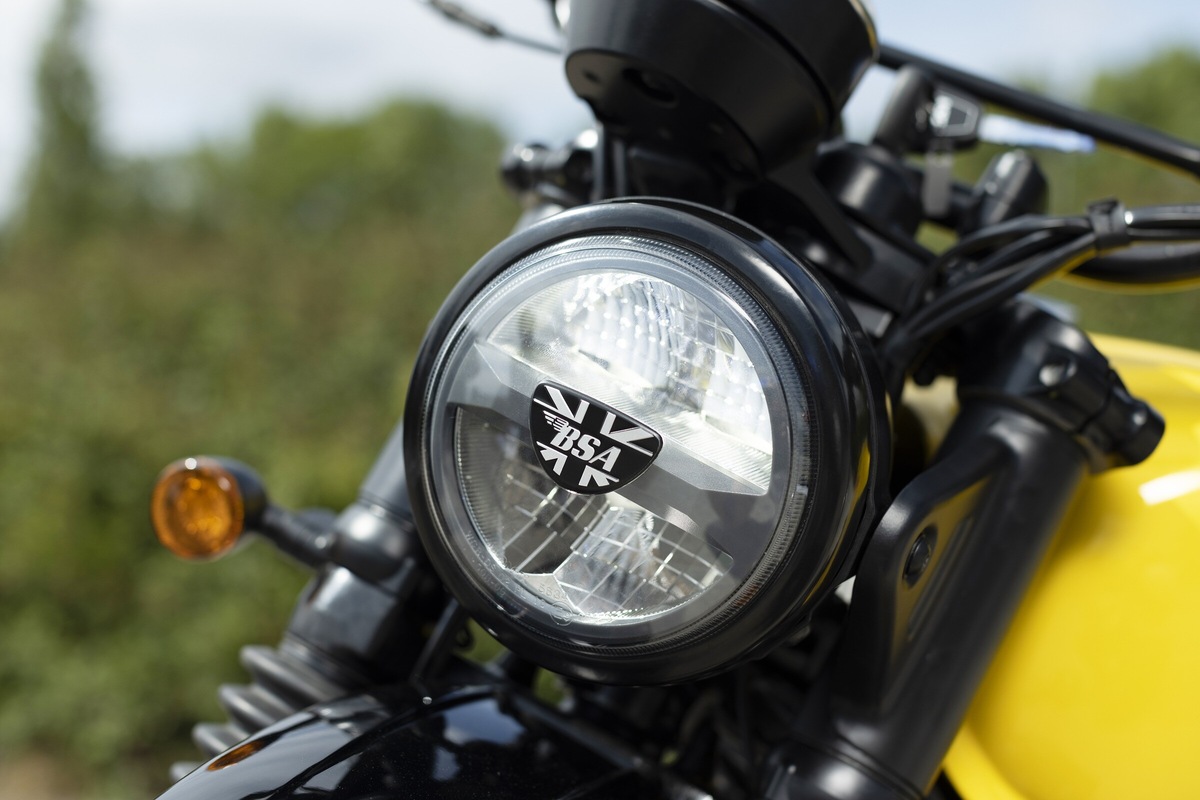 BSA Scrambler 650: le foto della prova