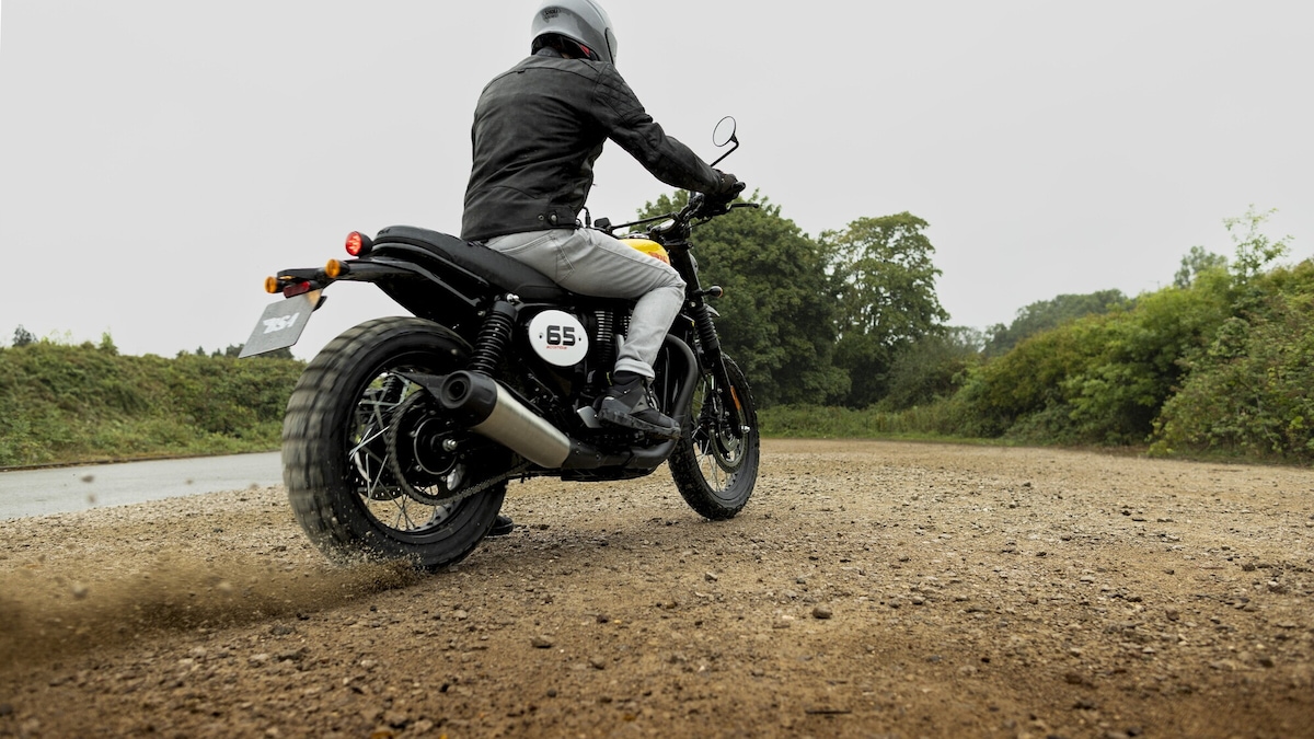 BSA Scrambler 650: le foto della prova