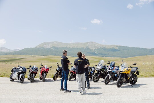 The Sport-bikes Arena: le foto della location in cui si è svolta la comparativa