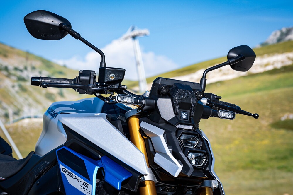 Comparativa, sportività su strada: le maxi naked nella Sport-bikes Arena 