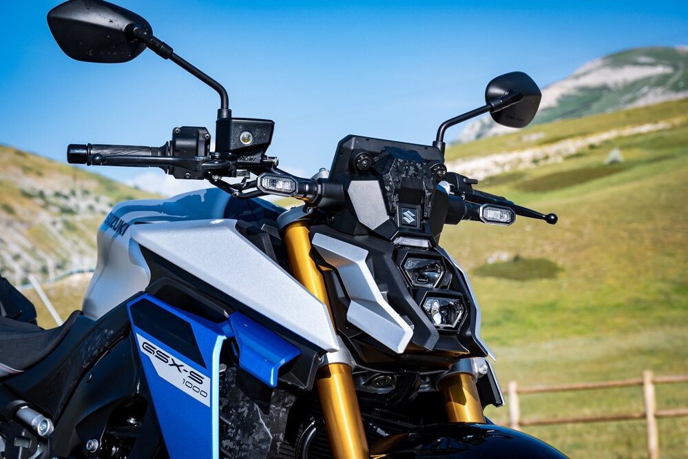 Comparativa, sportività su strada: le maxi naked nella Sport-bikes Arena 