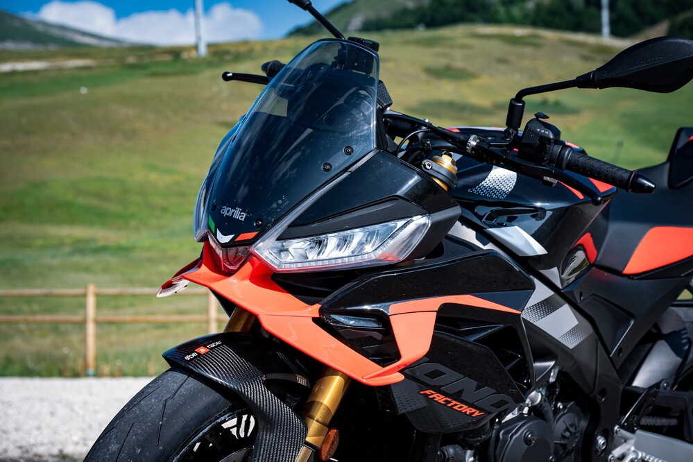 Comparativa, sportività su strada: le maxi naked nella Sport-bikes Arena 