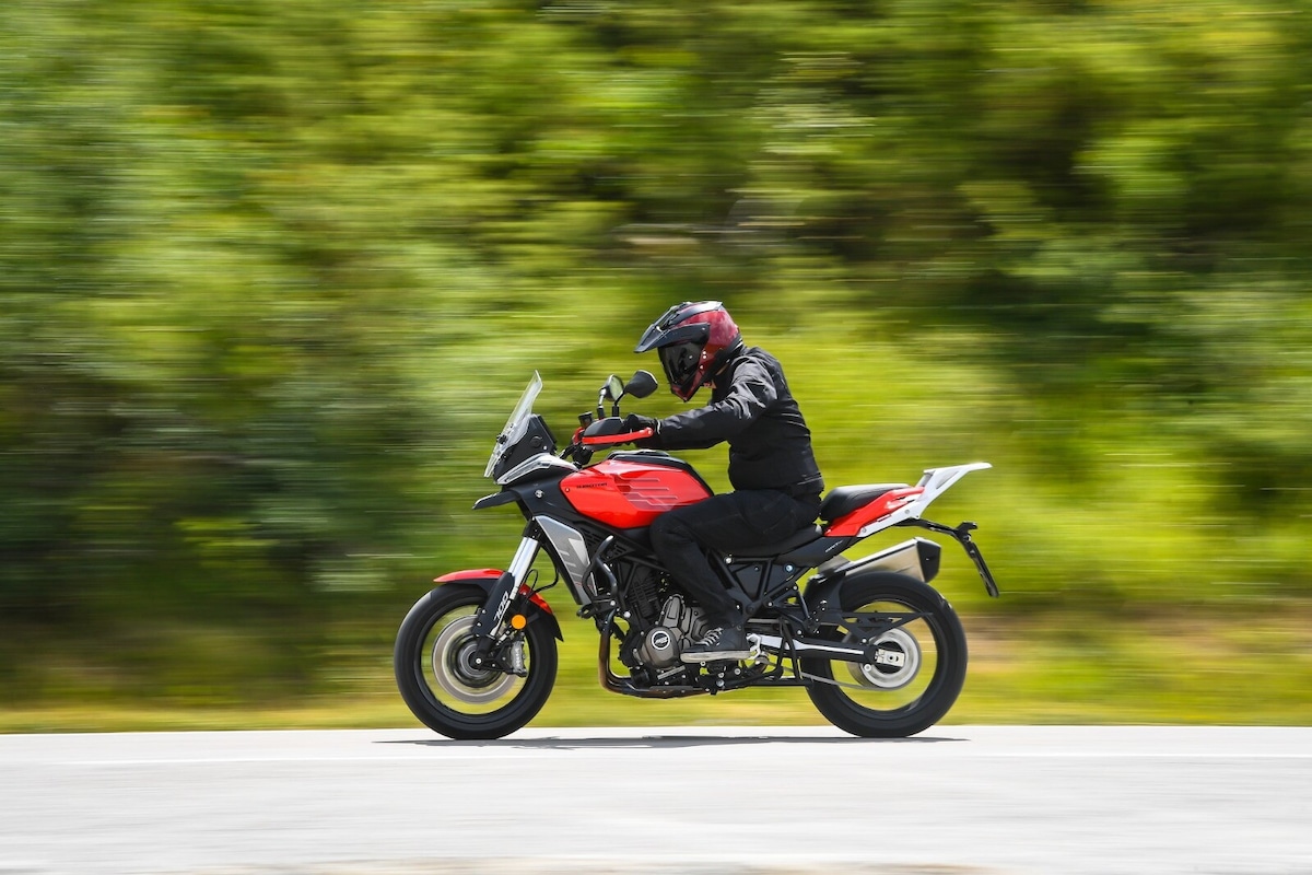 QJ Motor SRT 700 S: le foto della prova