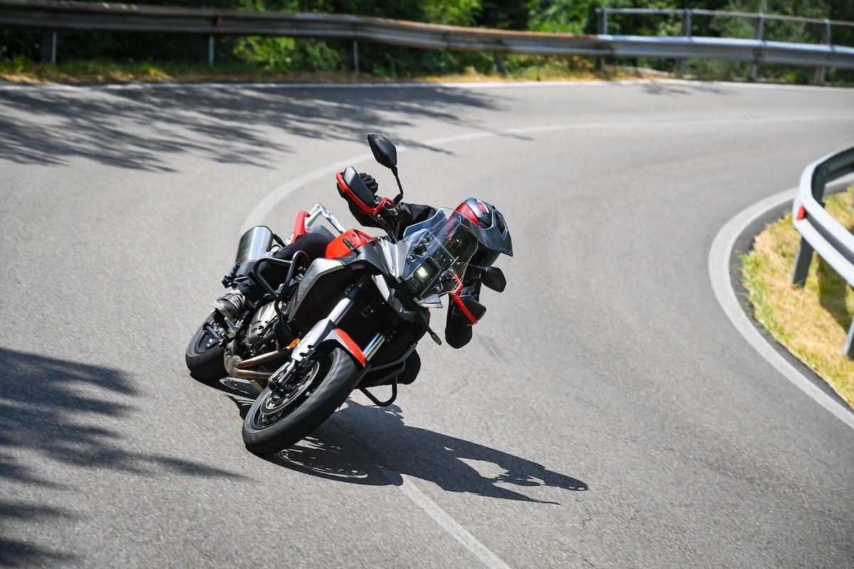QJ Motor SRT 700 S: le foto della prova