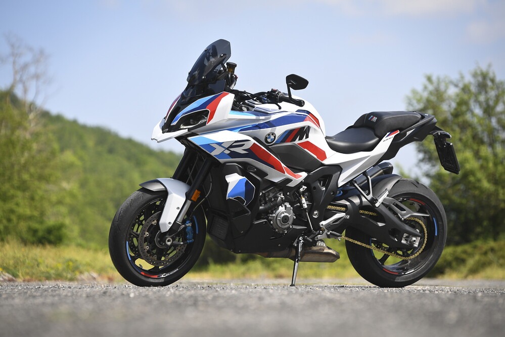 Comparativa, sportività su strada: le crossover nella Sport-bikes Arena