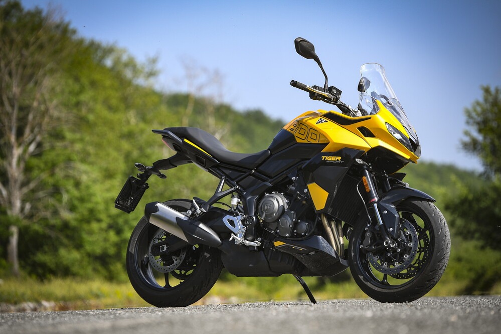 Comparativa, sportività su strada: le crossover nella Sport-bikes Arena