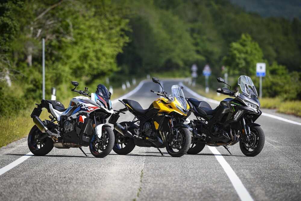 Comparativa, sportività su strada: le crossover nella Sport-bikes Arena