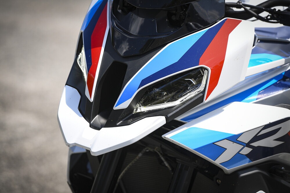 Comparativa, sportività su strada: le crossover nella Sport-bikes Arena