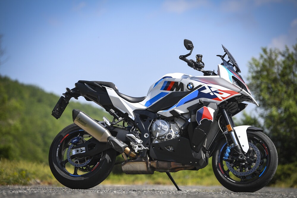 Comparativa, sportività su strada: le crossover nella Sport-bikes Arena