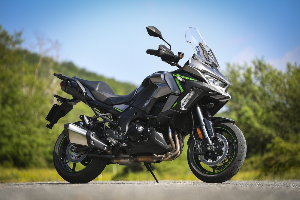 Comparativa, sportività su strada: le crossover nella Sport-bikes Arena