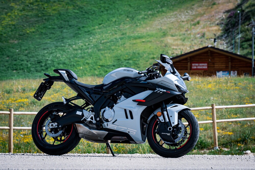 The Sport-bikes Arena: le sportive carenate della Comparativa
