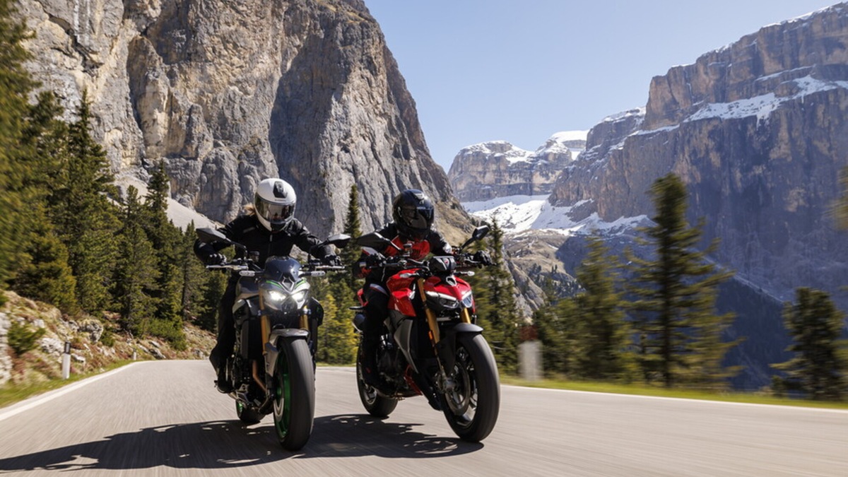 Ducati Streetfighter V2 S vs Kawasaki Z900 SE : le foto della sfida | Alpen Masters 2025