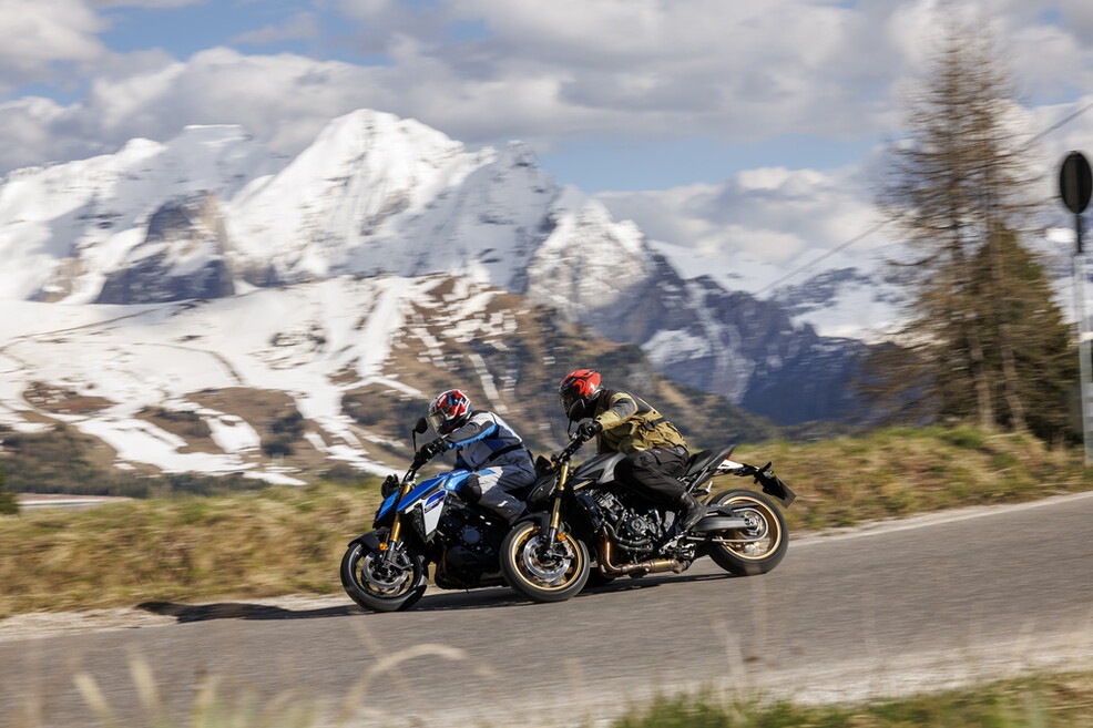 Honda CB1000 Hornet SP vs Suzuki GSX-S1000 EVO: le foto della sfida | Alpen Masters 2025