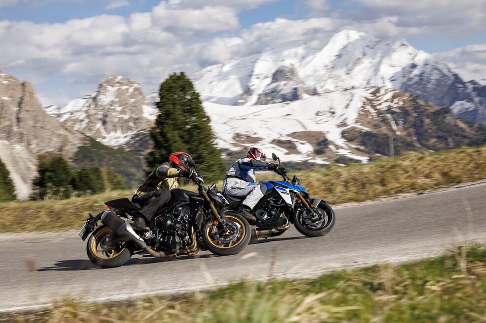 Honda CB1000 Hornet SP vs Suzuki GSX-S1000 EVO: le foto della sfida | Alpen Masters 2025