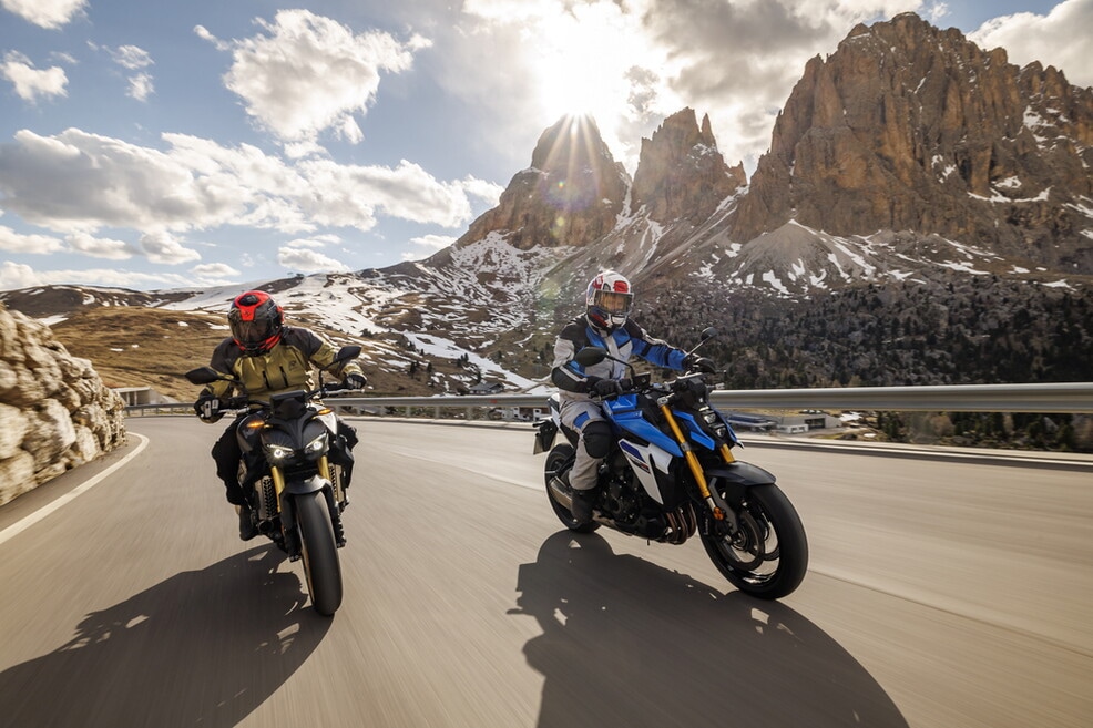 Honda CB1000 Hornet SP vs Suzuki GSX-S1000 EVO: le foto della sfida | Alpen Masters 2025