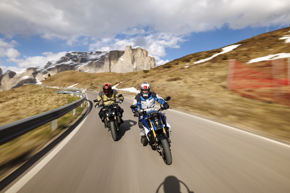Honda CB1000 Hornet SP vs Suzuki GSX-S1000 EVO: le foto della sfida | Alpen Masters 2025