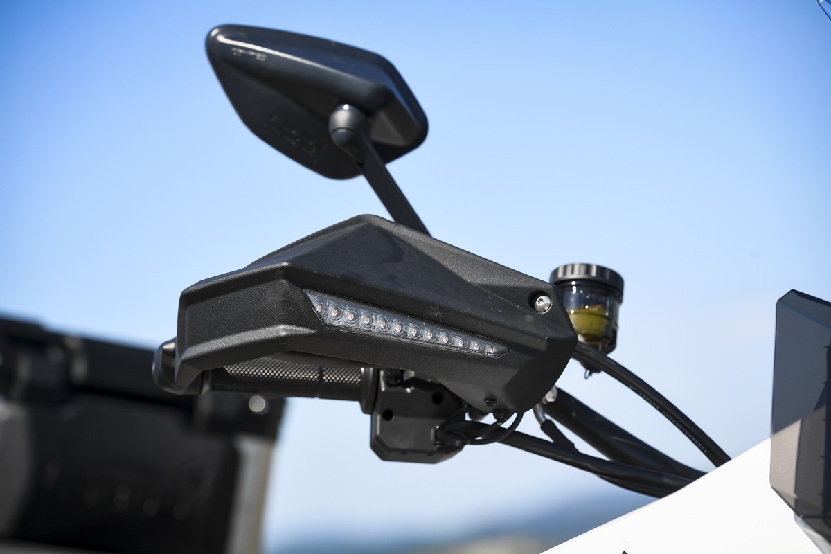 Zontes ZT703 F: le foto del test