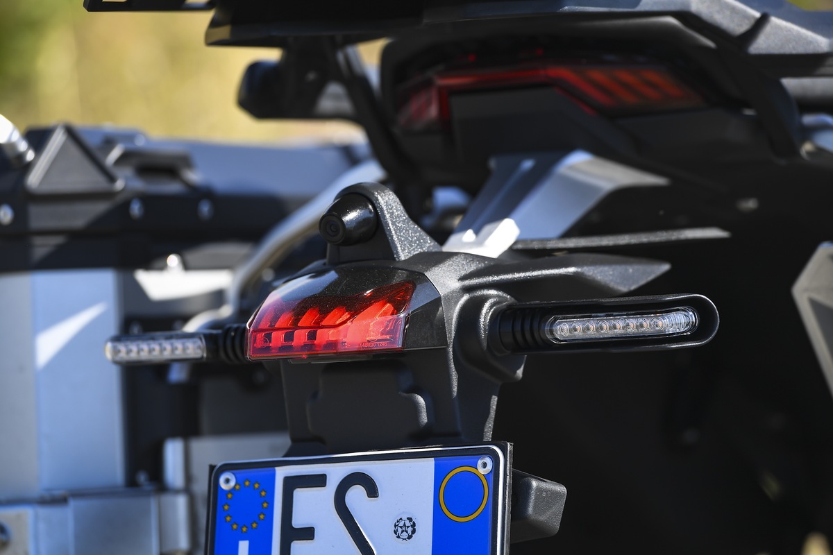 Zontes ZT703 F: le foto del test