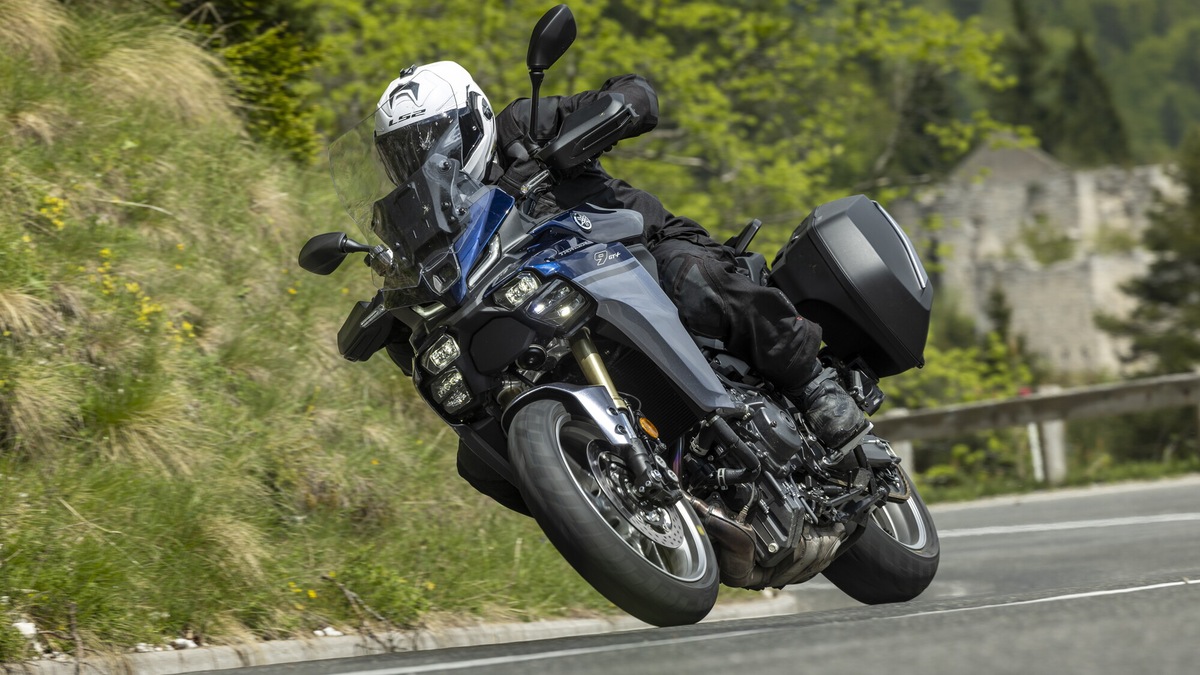 Yamaha Tracer 9 GT+: per chi è (e per chi non è)