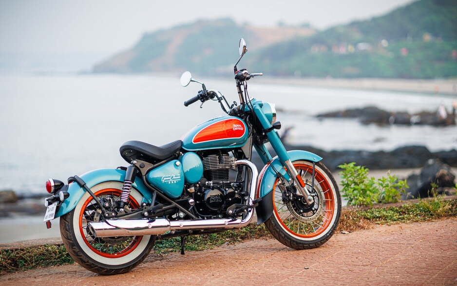 Royal Enfield Goan Classic 350: le foto dell'edizione speciale