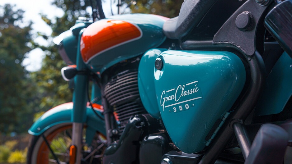 Royal Enfield Goan Classic 350: le foto dell'edizione speciale
