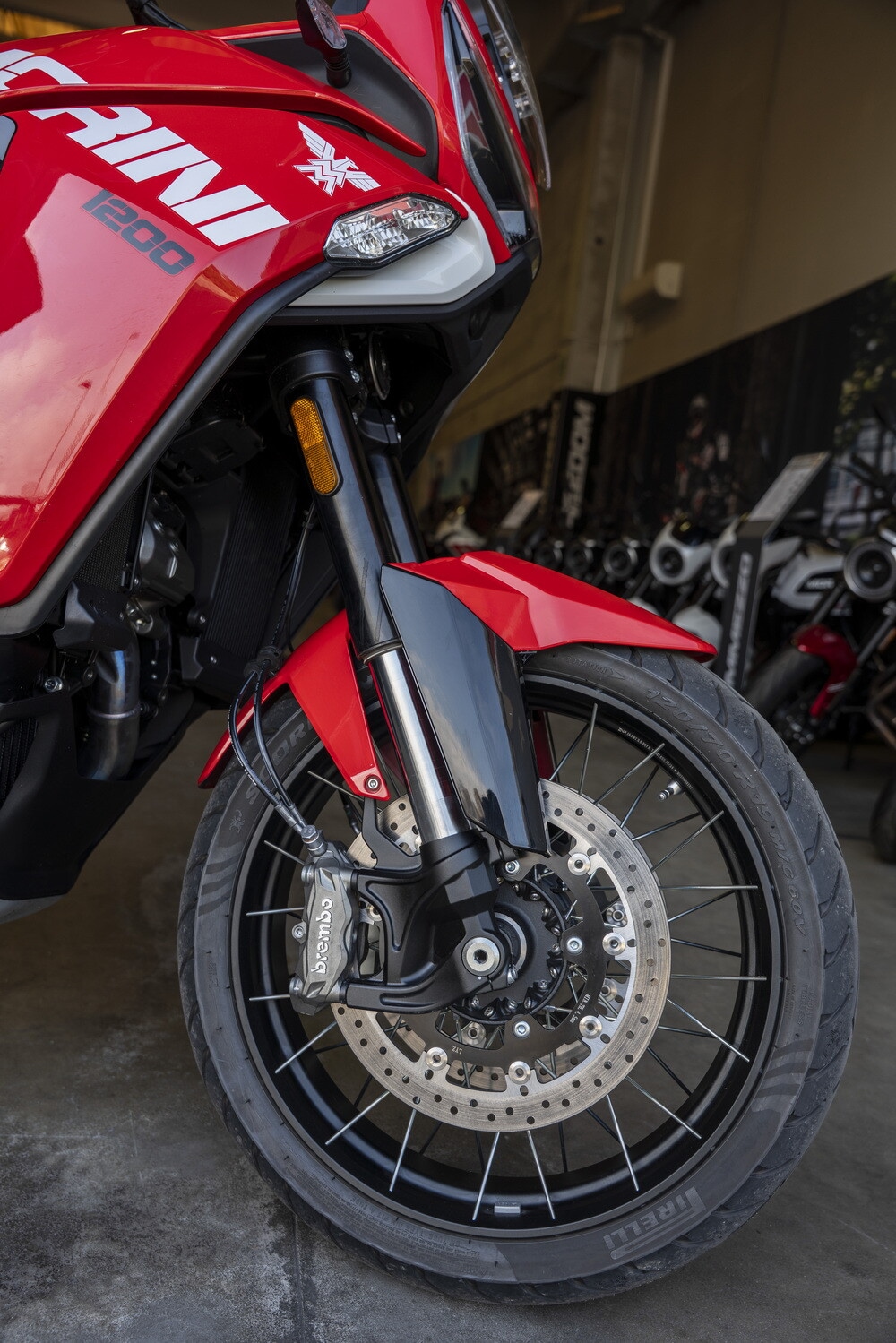 Moto Morini X-Cape 1200: le foto del test