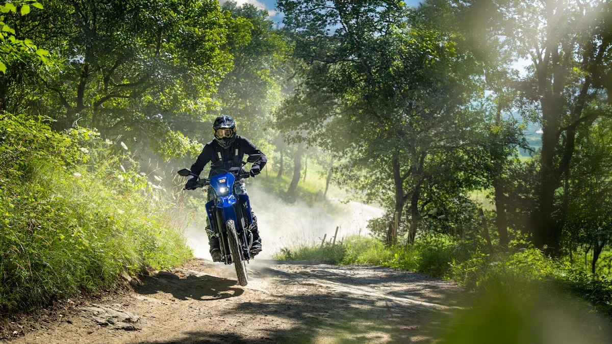 Yamaha WR125R 2026: le foto