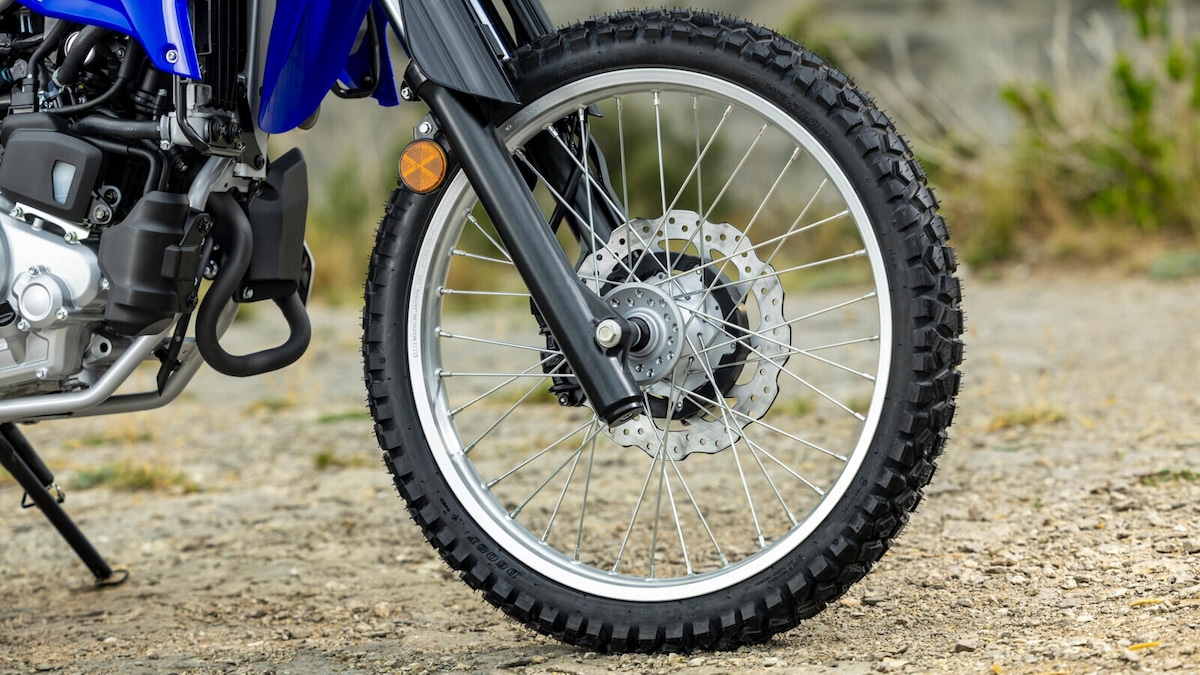 Yamaha WR125R 2026: le foto