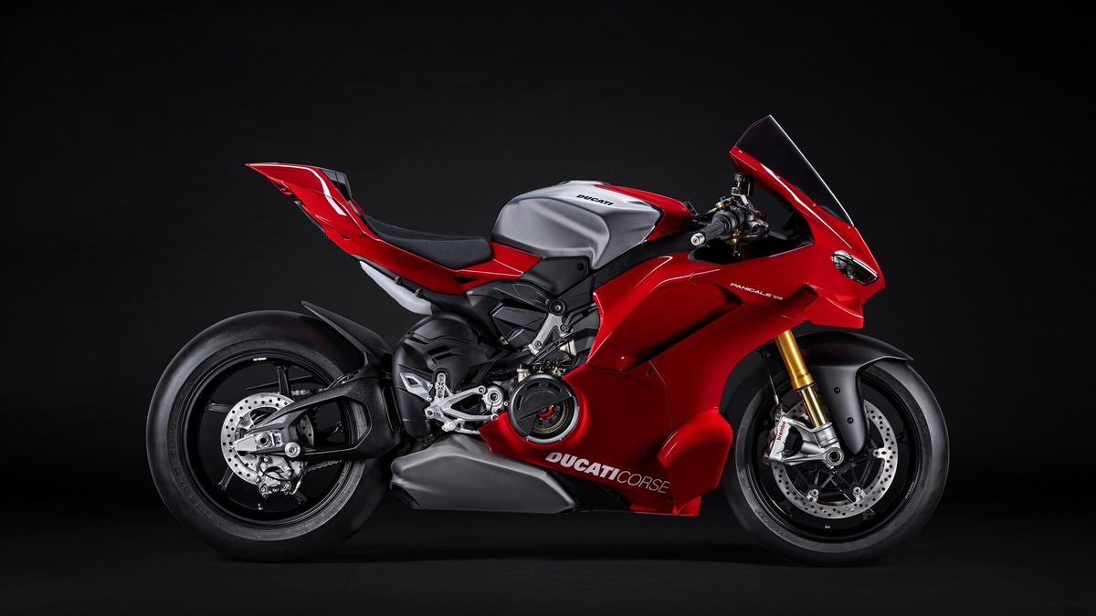 Ducati Panigale V4 R 2026: le foto