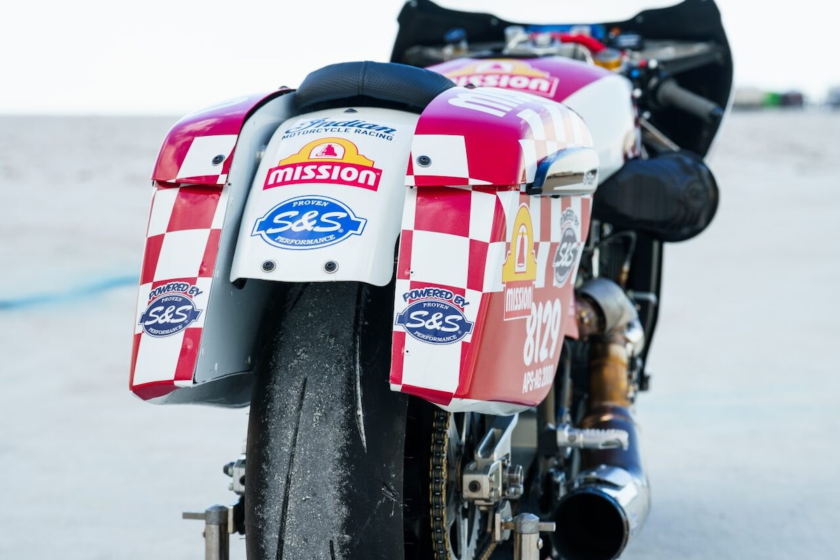Indian Motorcycle, record su record a Bonneville