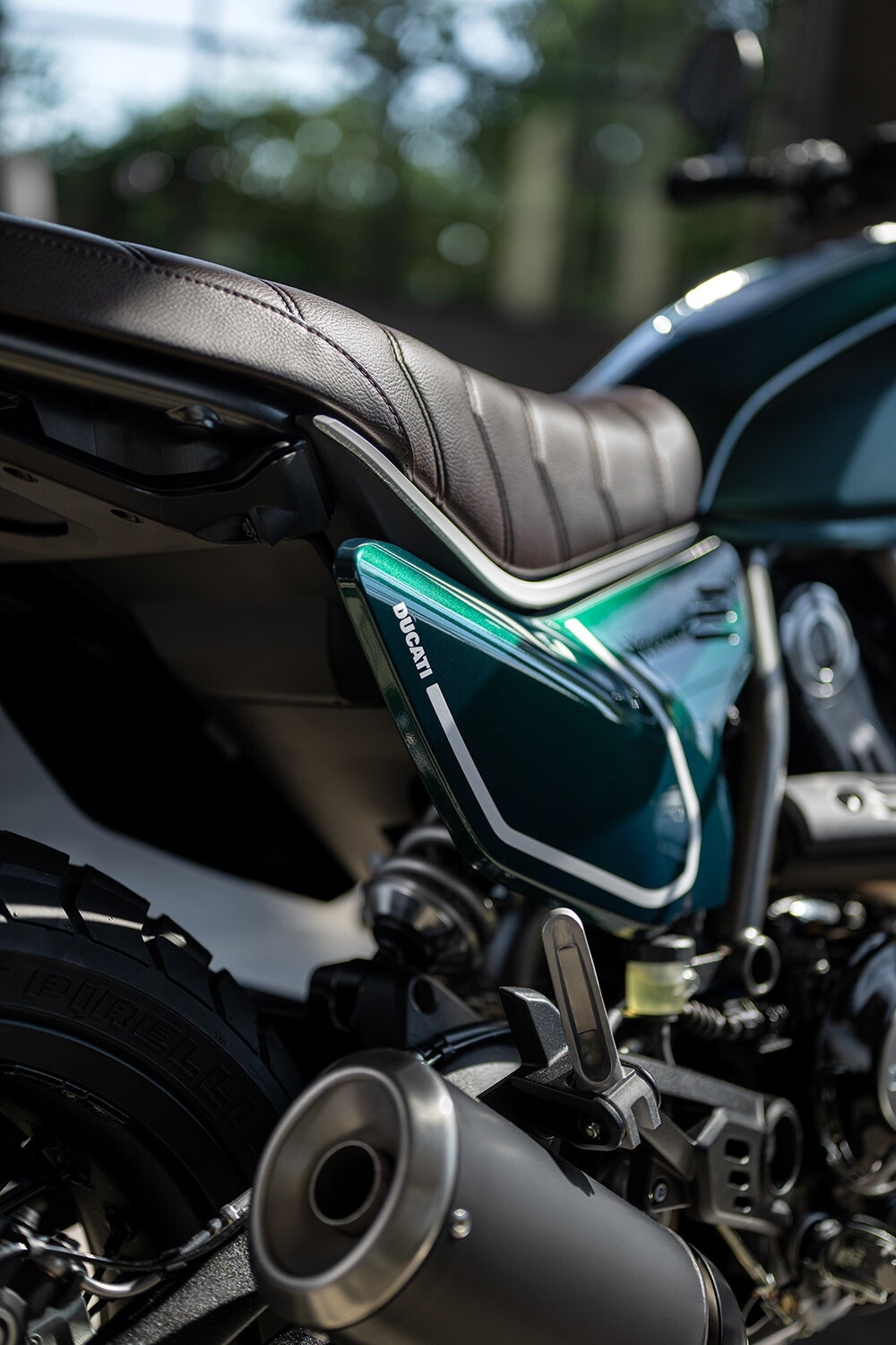 Ducati Nighshift Emerald Green 2026: le foto dell'icona nostalgica della famiglia Scrambler