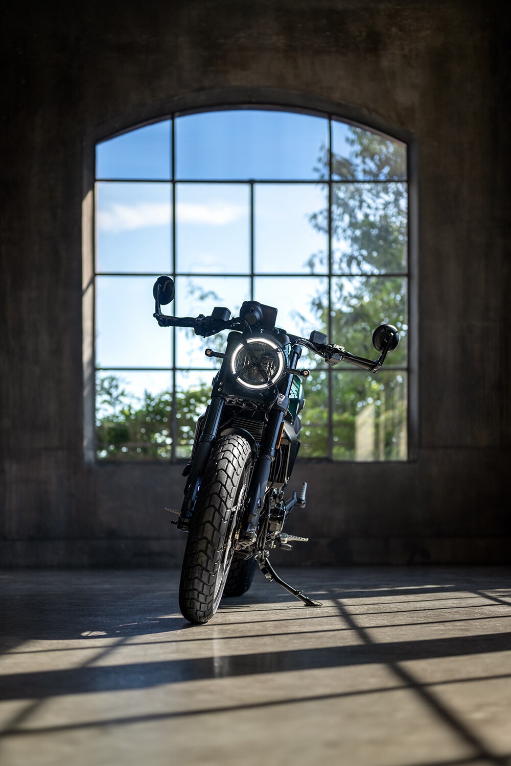 Ducati Nighshift Emerald Green 2026: le foto dell'icona nostalgica della famiglia Scrambler