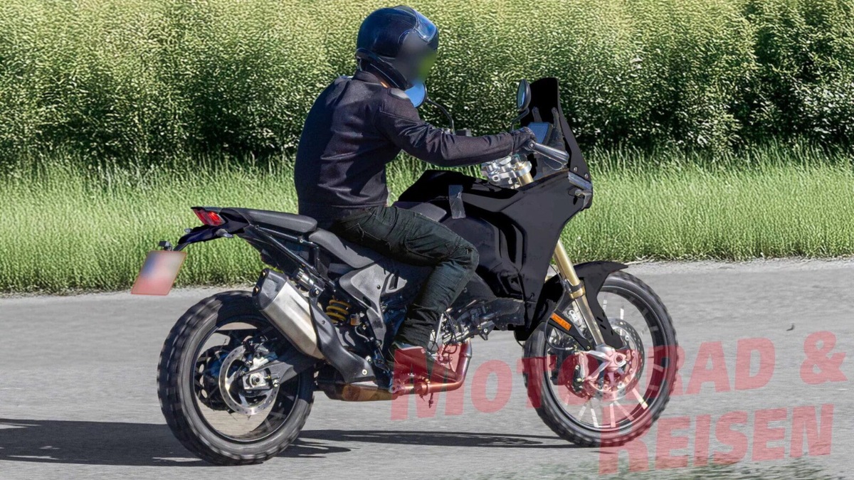 Foto Spia: ecco le prime immagini della Ducati DesertX V2