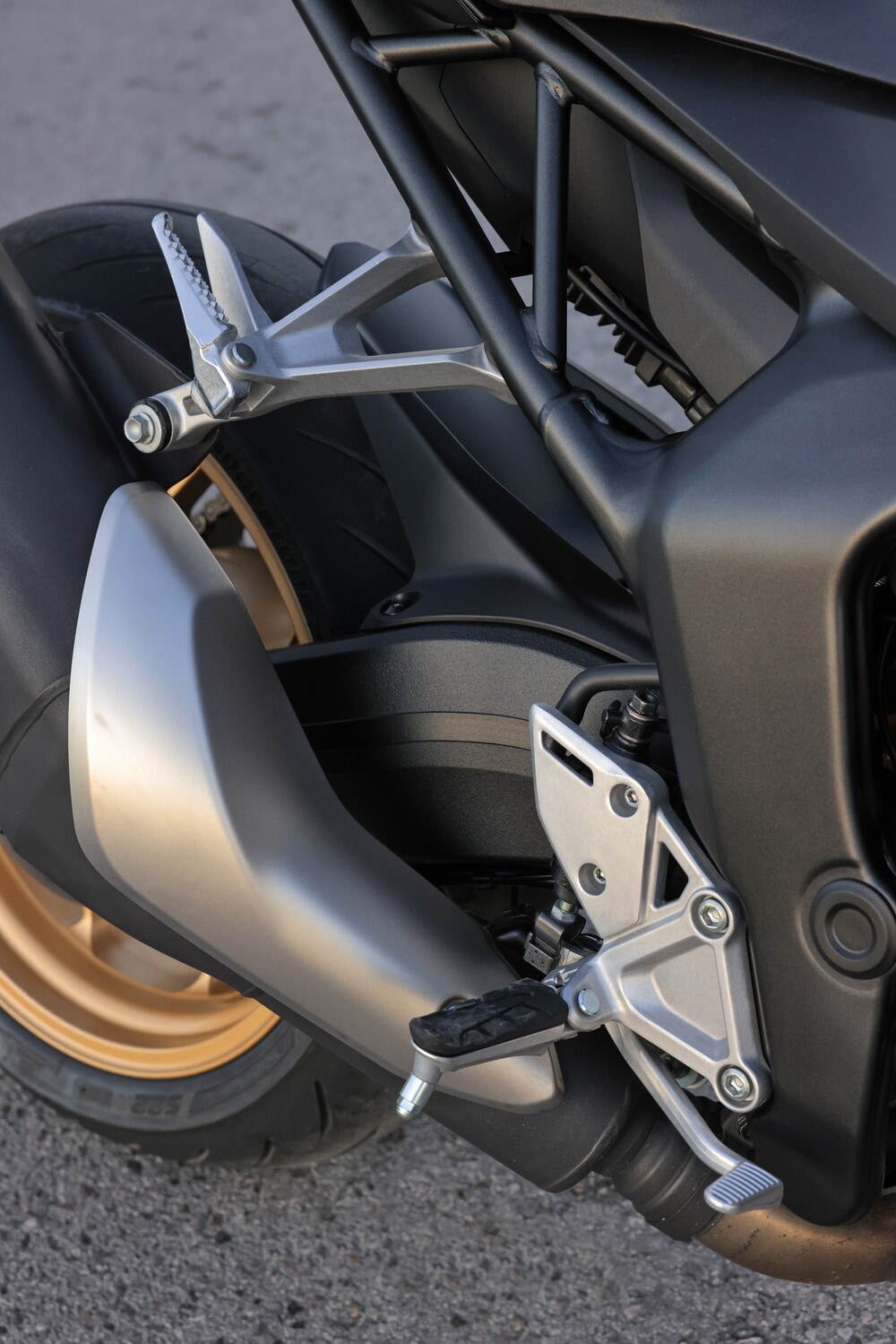 TOP 10, Honda CB1000 Hornet SP: focus sui dettagli | FOTO