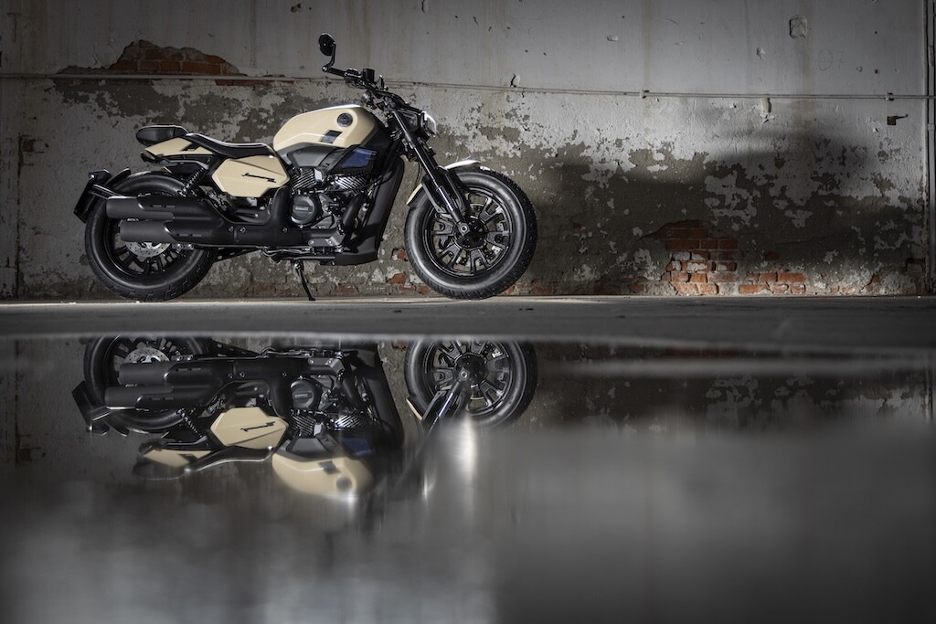 Benelli Leoncino Bobber 400: le foto dello stile custom secondo Pesaro
