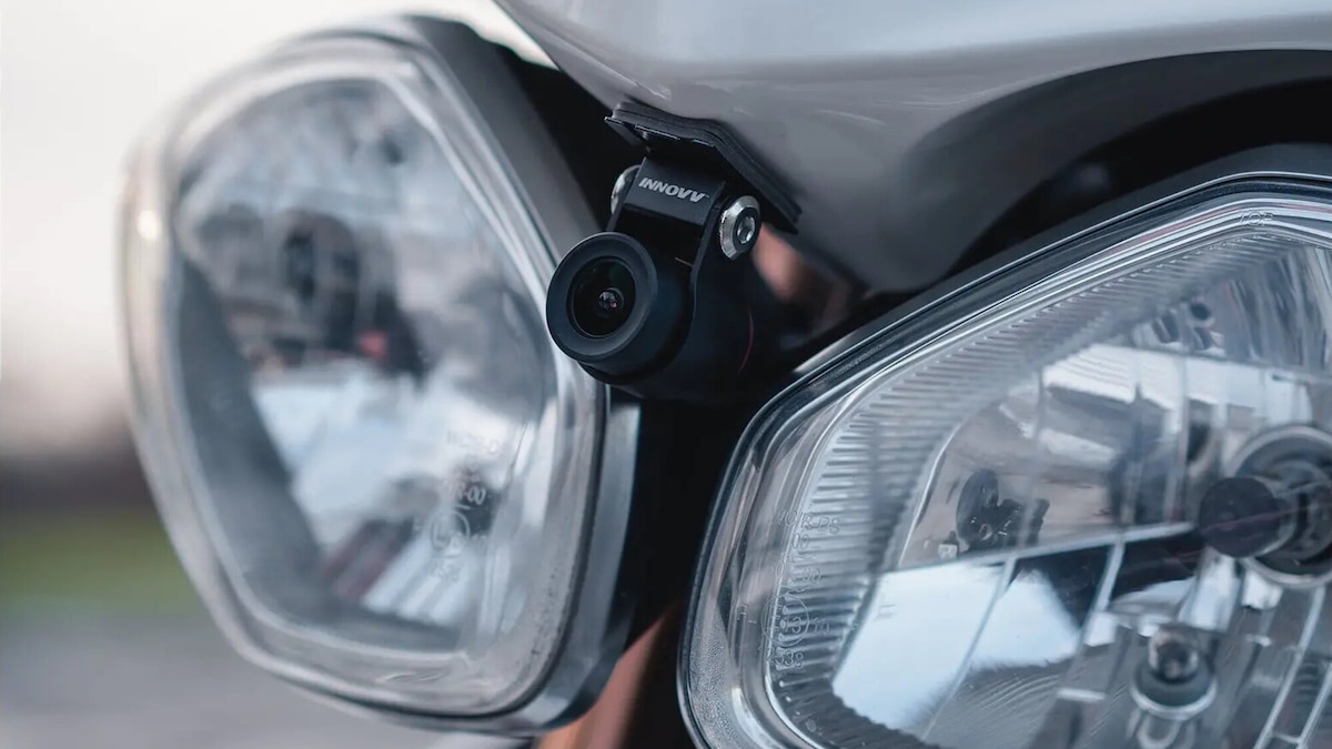 Come scegliere la dash cam per la moto?