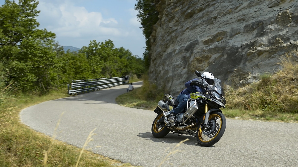 Voge Valico 900DSX: per chi è (e per chi non è)