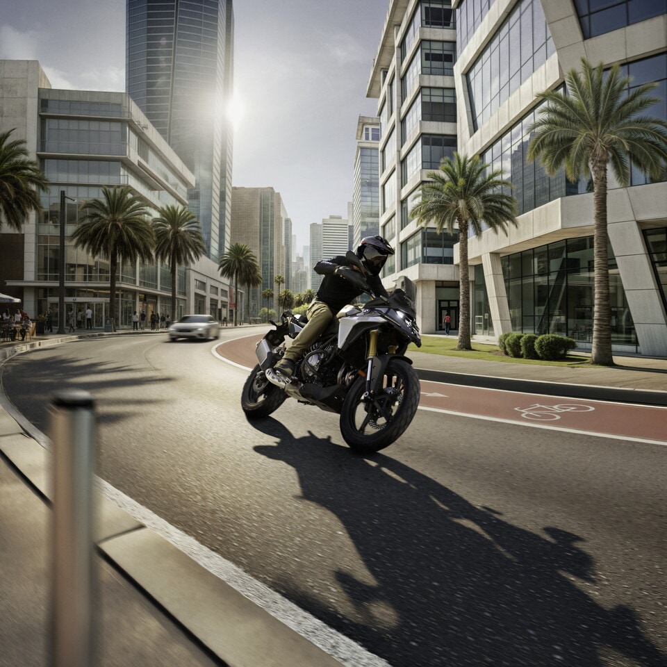 BMW F 450 GS: le foto 2026