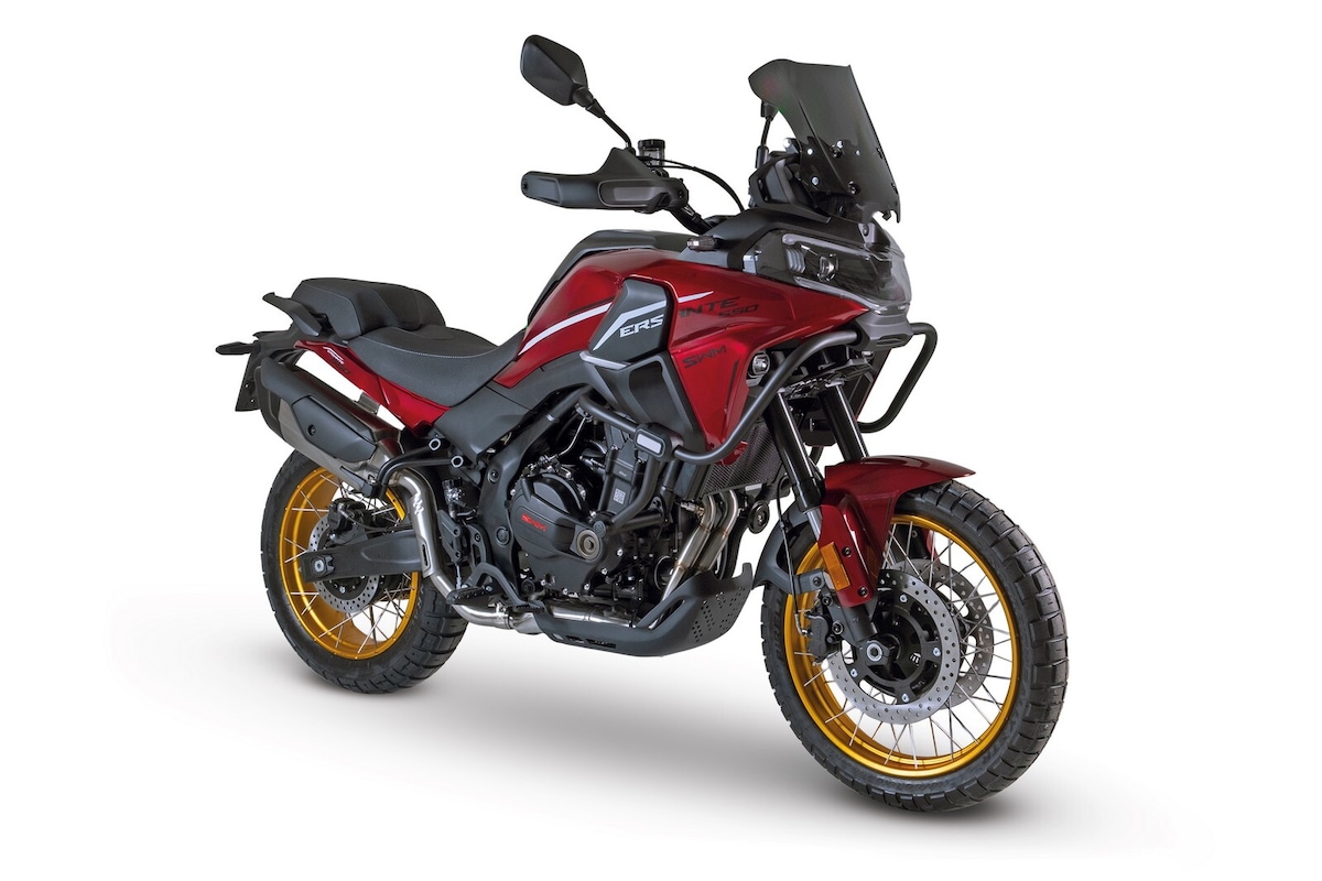 EICMA 2025, SWM Versante 550: la nuova crossover di media cilindrata