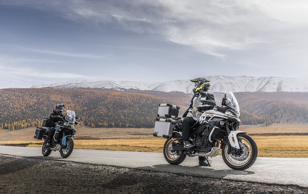 CFMOTO 800MT-ES: le foto della novità 2026