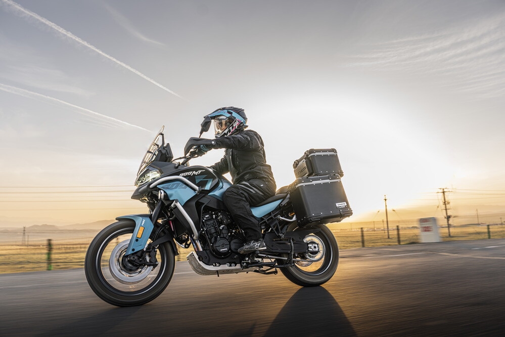 CFMOTO 800MT-ES: le foto della novità 2026