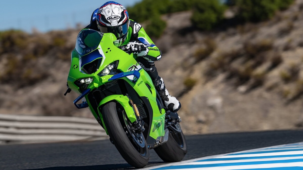 Kawasaki Ninja ZX-10R e ZX-10RR 2026: le foto