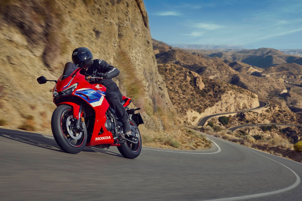 Honda CBR500R: il video presentazione della versione 2026