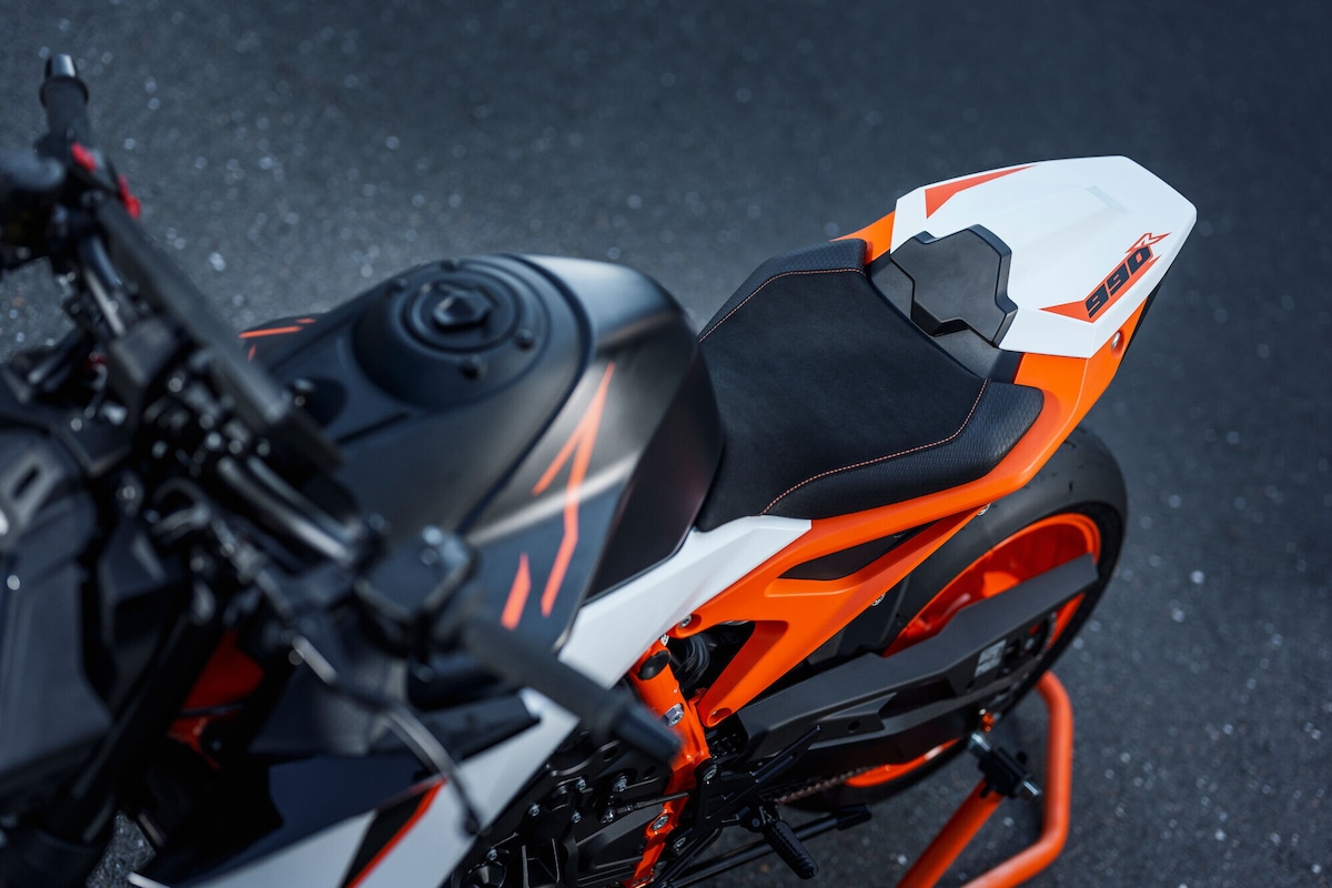 KTM 990 Duke R 2026 - Le foto