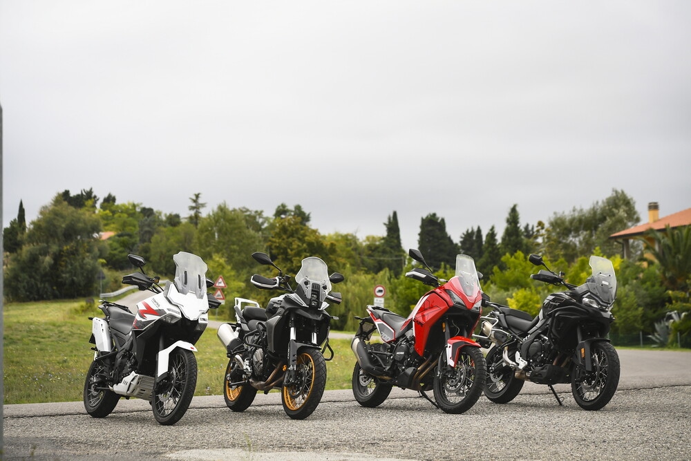 Crossover cinesi: le immagini della comparativa