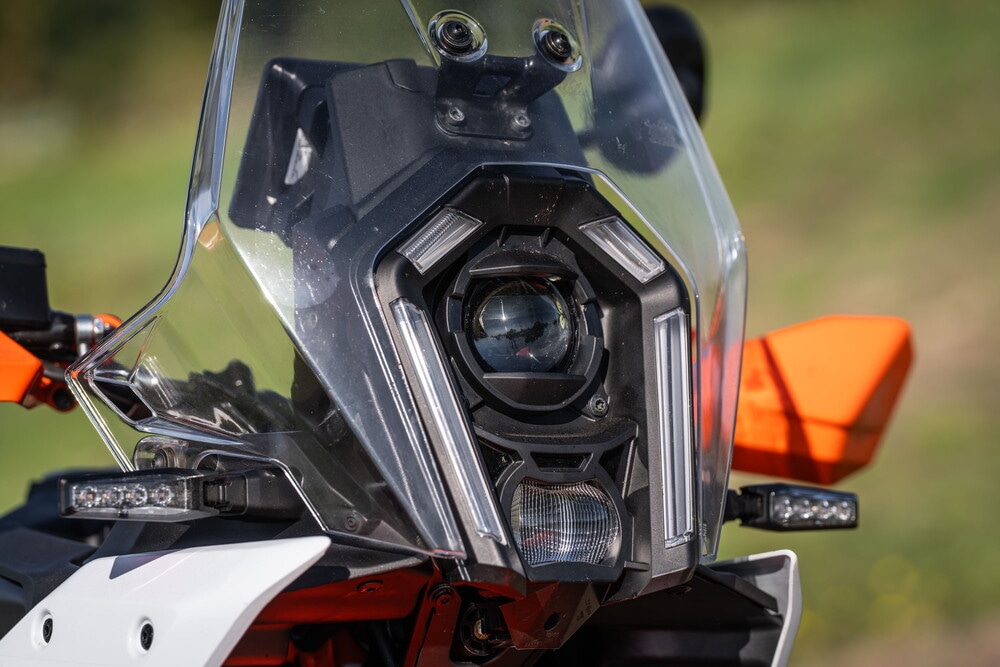 KTM 390 Adventure R: focus sui dettagli | FOTO