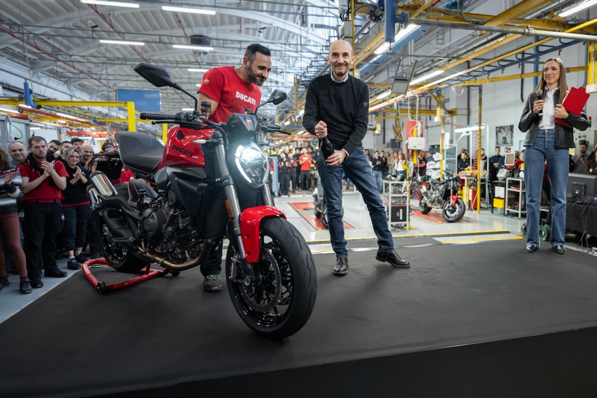 Nuovo Ducati Monster: a Borgo Panigale inizia la nuova era con la quinta generazione