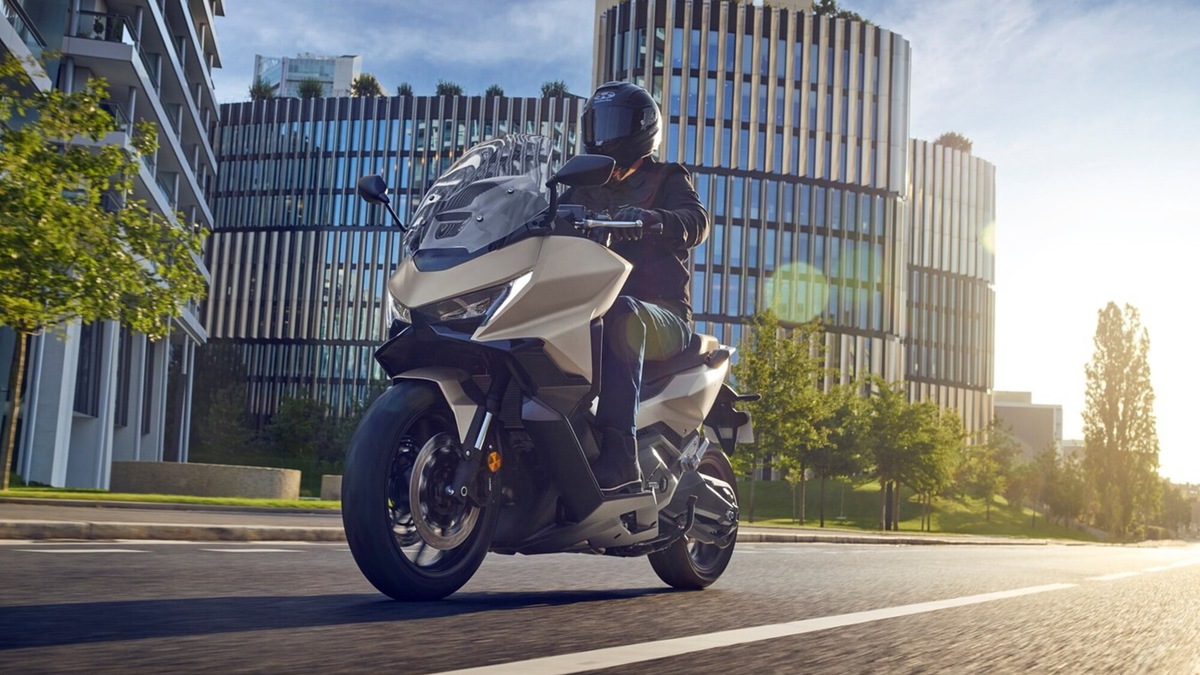 Maxi-scooter 2026: comfort, capacità di carico e potenza per viaggiare ogni giorno
